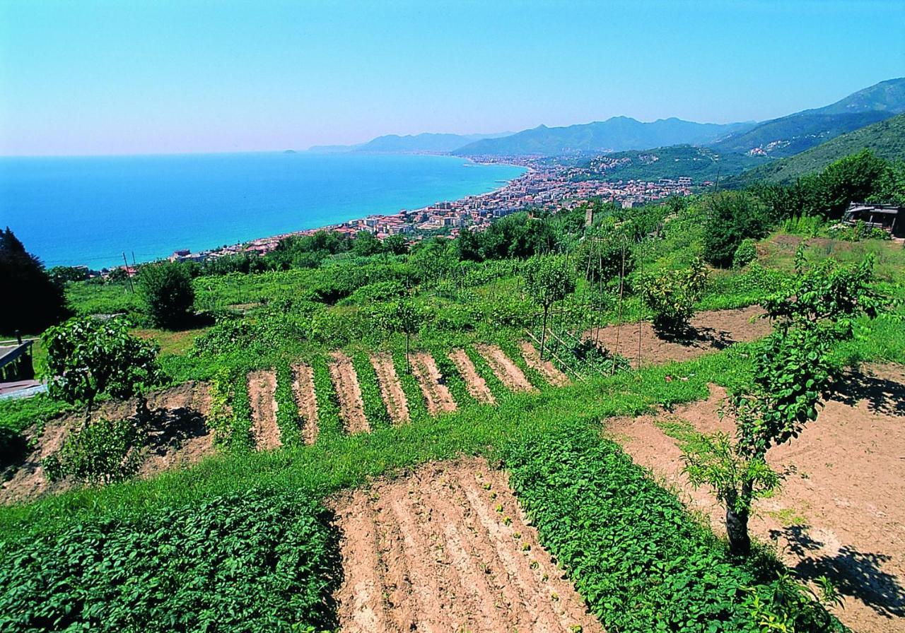 Ligure Residence Borgio Verezzi Exterior photo